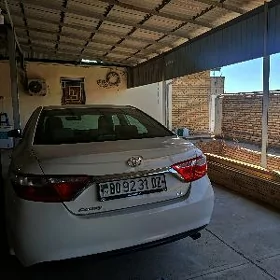 Toyota Camry 2015