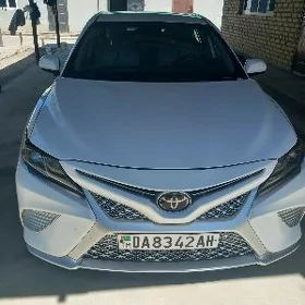 Toyota Camry 2020