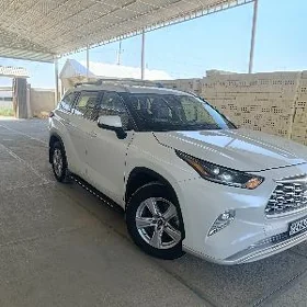 Toyota Highlander 2021