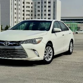 Toyota Camry 2015