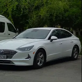 Hyundai Sonata 2021