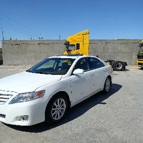 Toyota Camry 2010