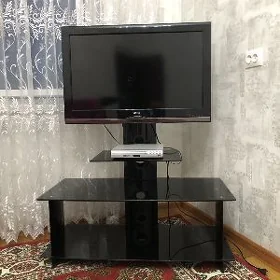 телевизор с подставкой