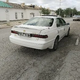 Toyota Camry 1998