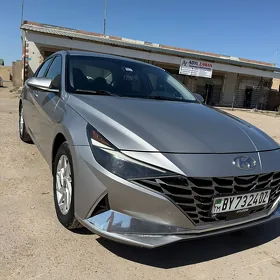 Hyundai Elantra 2021