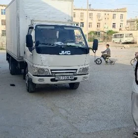 Mitsubishi Canter 2010