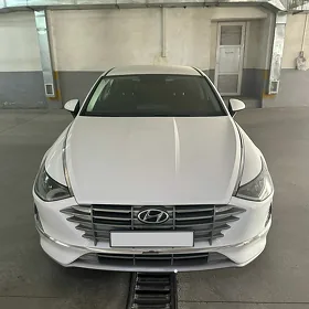 Hyundai Sonata 2021