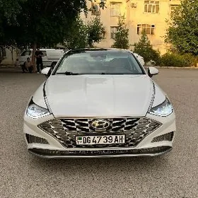 Hyundai Sonata 2021