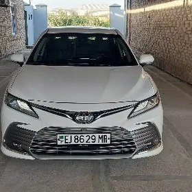 Toyota Camry 2022