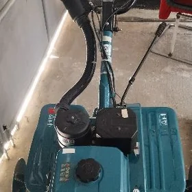 Ýer sürýän traktor total firma