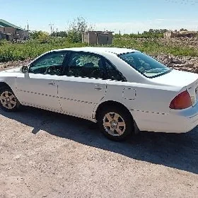 Toyota Avalon 2000