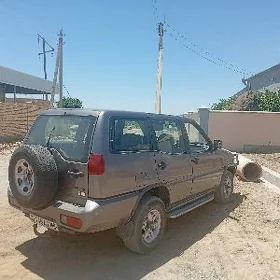 Nissan Terrano 1998