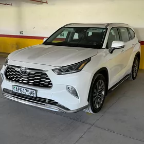 Toyota Highlander 2020