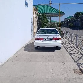 Toyota Camry 1999