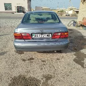 Toyota Avalon 1999