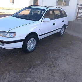 Toyota Carina 1996