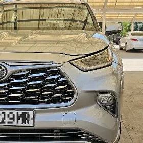 Toyota Highlander 2022
