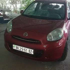 Nissan Tiida 2013