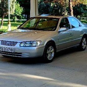 Toyota Camry 1998