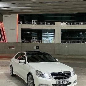 Mercedes-Benz E350 2010