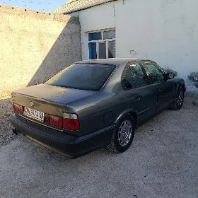 BMW 525 1990