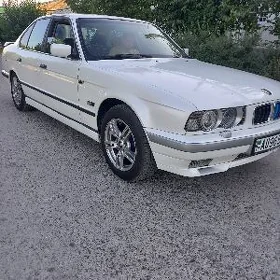 BMW 525 1988
