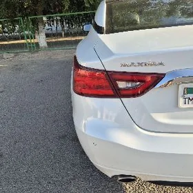 Nissan Maxima 2018