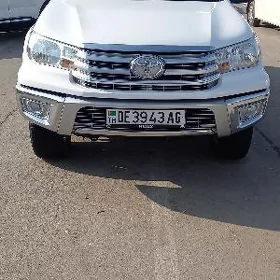 Toyota Hilux 2016