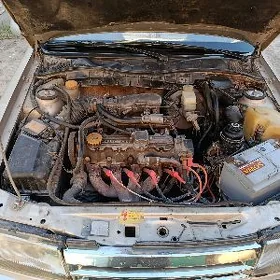 Opel Vectra 1990