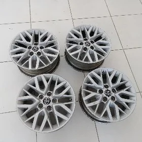 Camry Aziyada R16