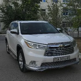 Toyota Highlander 2016