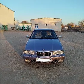 BMW 320 1995