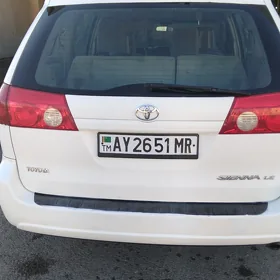 Toyota Sienna 2008