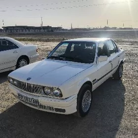 BMW 320 1990