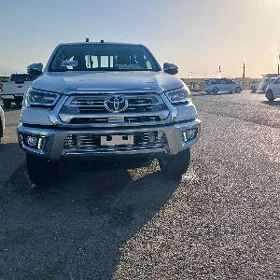 Toyota Hilux 2025