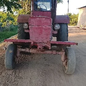 MTZ T-28 1990