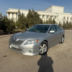 Toyota Camry 2011