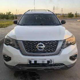 Nissan Pathfinder 2020
