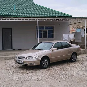 Toyota Camry 2000