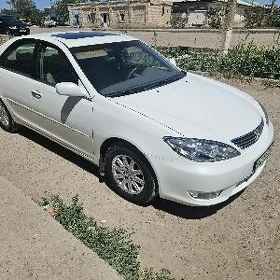 Toyota Camry 2004