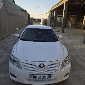 Toyota Camry 2010
