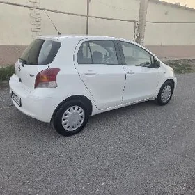 Toyota Yaris 2008