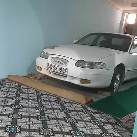 Hyundai Sonata 1996