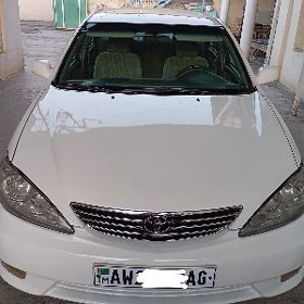 Toyota Camry 2004