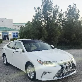Lexus ES 350 2015