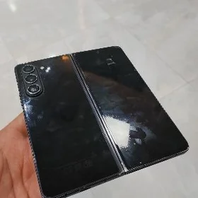 ZFOLD 5