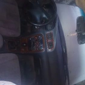Kia Amanti 1999