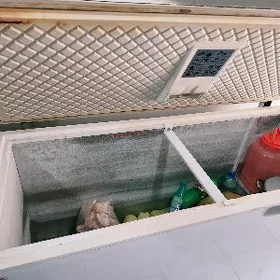 MOROZILKA UGUR 500L