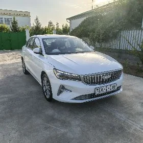 Geely Emgrand 2025