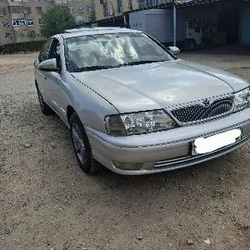 Toyota Avalon 1999